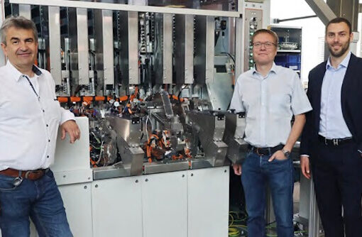 v. l. n. r.: Michael Pauditz, Bereichsleiter Innovation & Entwicklung Software; Robert Schoßleitner, <br/>Geschäftsbereichsleiter
Manufacturing Software; Michael Meisel, Bereichsleiter Vertrieb- und Produktmanagement Software