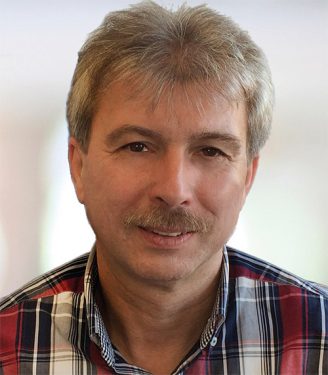 IFS Deutschland GmbH & Co. KG,
Völkl-Marker-Gruppe setzt IFS Applications ein:
Komplexe Produktionsprozesse flexibel steuern
Gerold Fath, IT-Leiter bei Völkl in Straubing