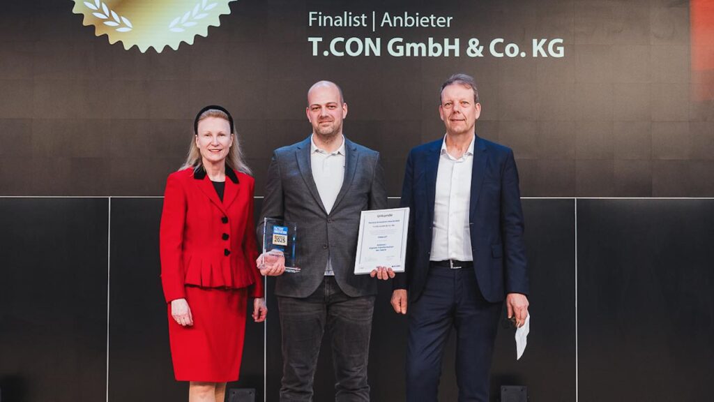 v.l.n.r.: Chantal Ruppert, Patrick Beckenkamp und Prof. Dr. Norbert Gronau
