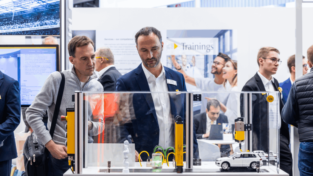 Hightech trifft Hands-on – ein Blick hinter die Kulissen der Automatisierung © Mesago Messe Frankfurt GmbH / Arturo Rivas