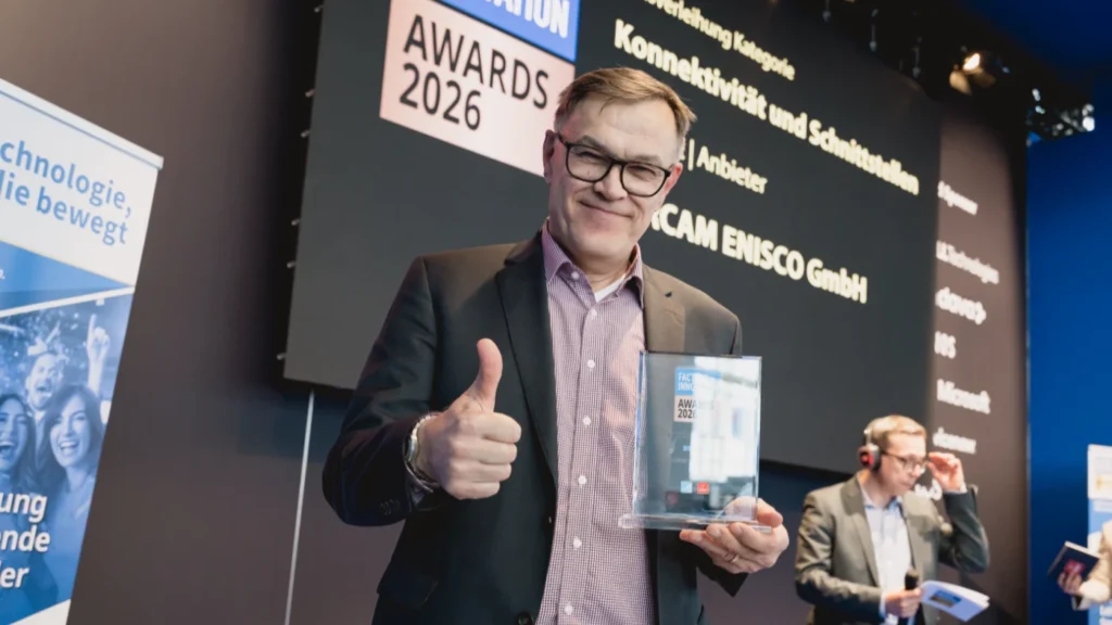 Matthias Kasper (Forcam Enisco), im Hintergrund: Ricardo Dunkel (Jurymitglied) © KreativMedia Ricardo Dunkel (Jurymitglied) © KreativMedia
