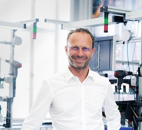 Standortsicherung durch Trainings in der LEAD Factory